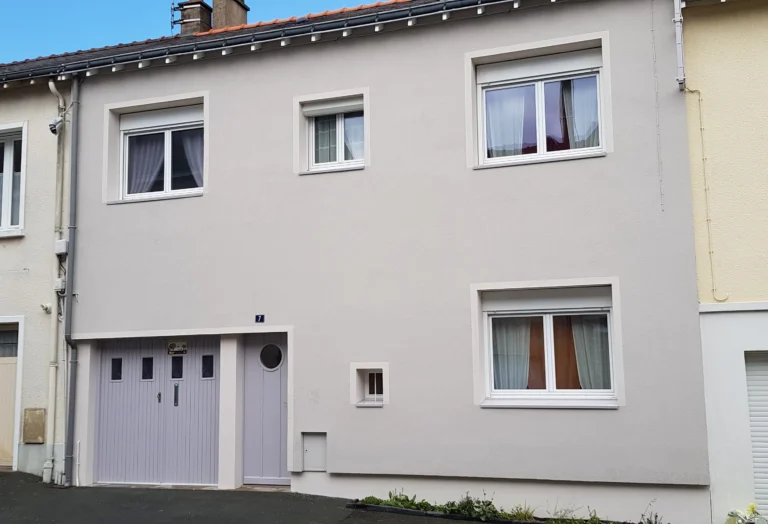 ITE Enduit finition talochée