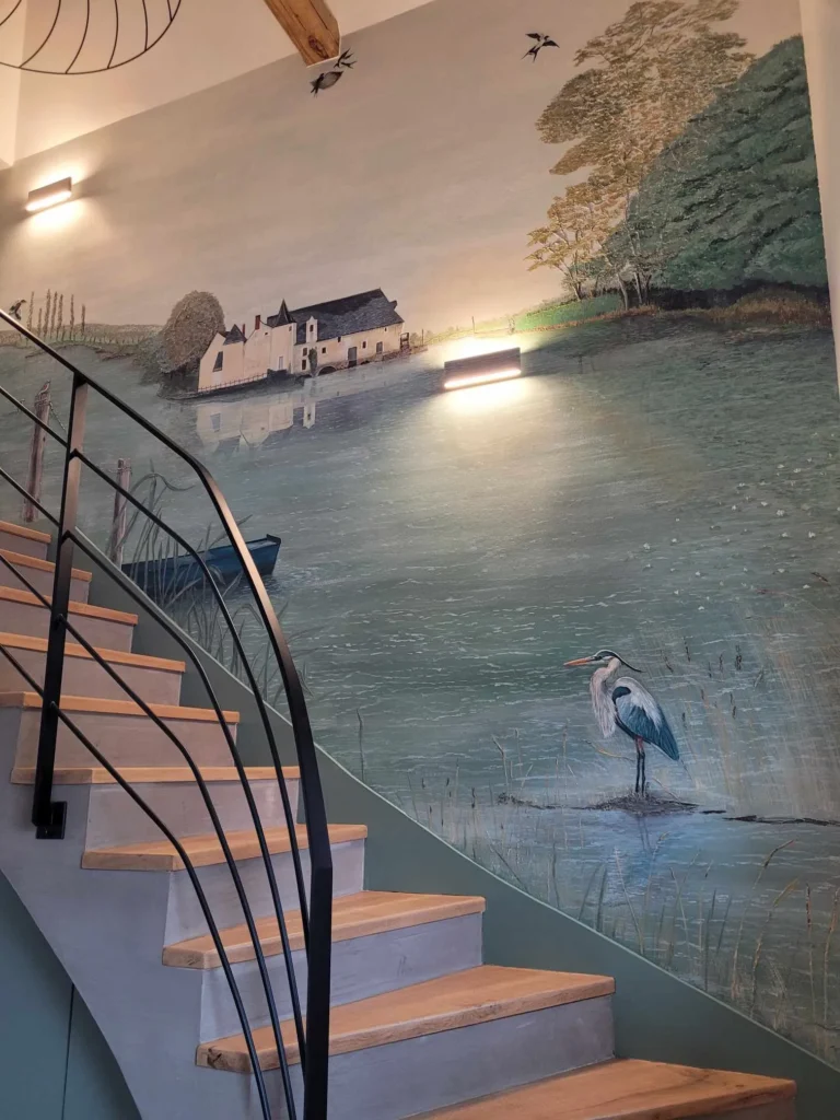 Décor peint dans une cage d’escalier